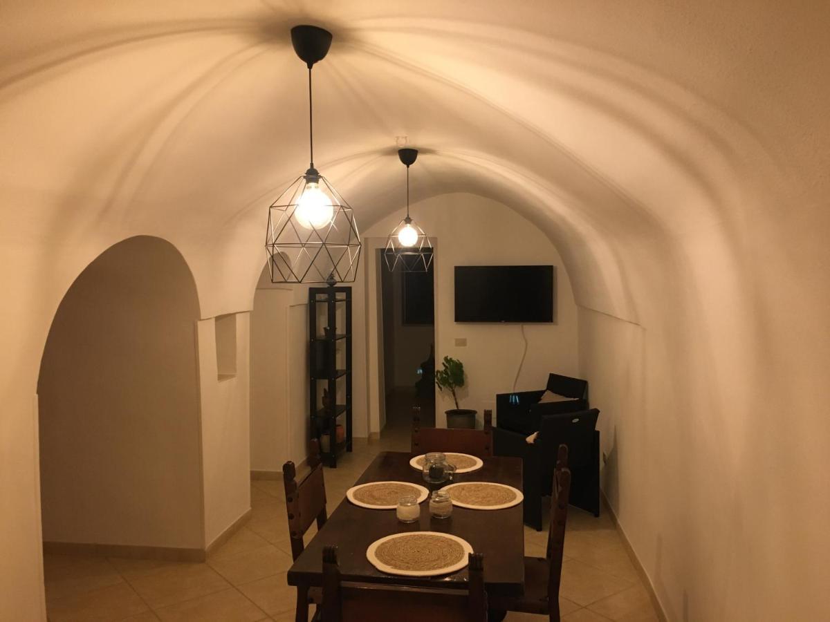 Trulli Pinnacoli Locorotondo Bagian luar foto